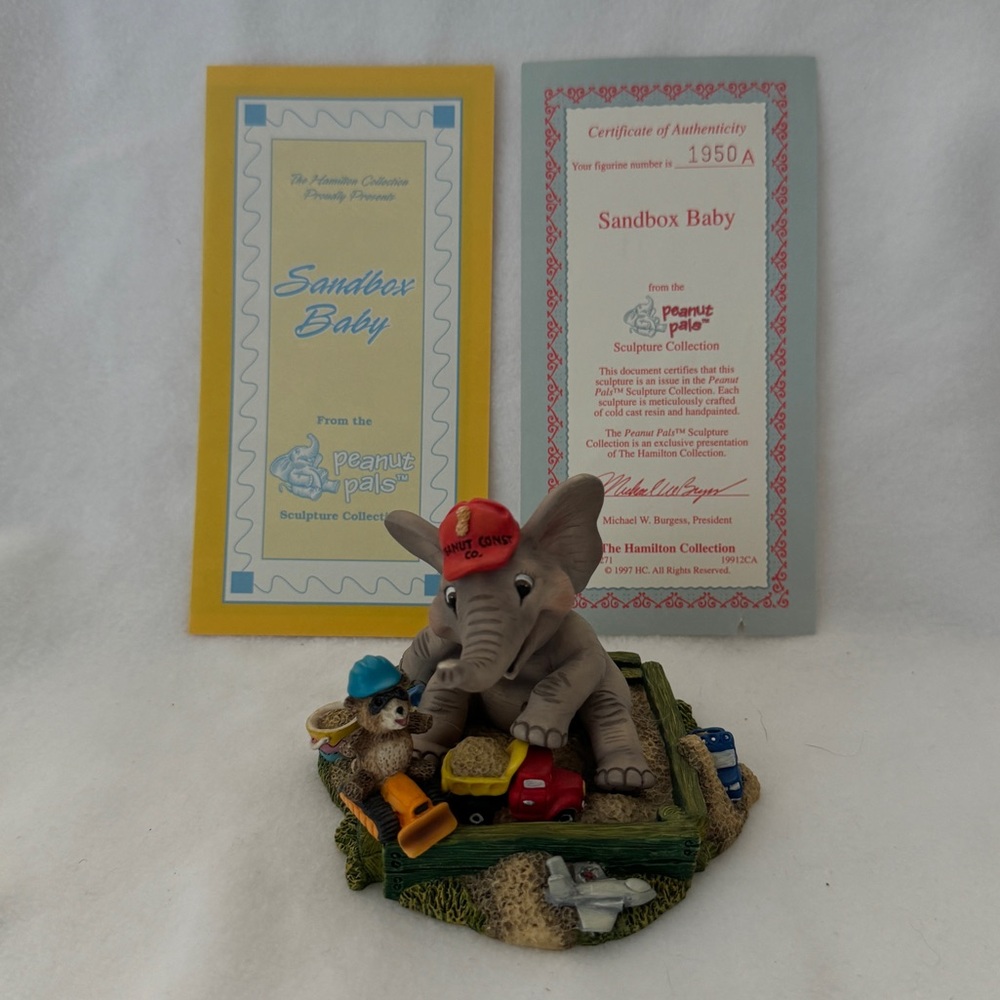Peanut Pals by Tom‎ Newsom Elephant Sculpture Sandbox Baby 1997